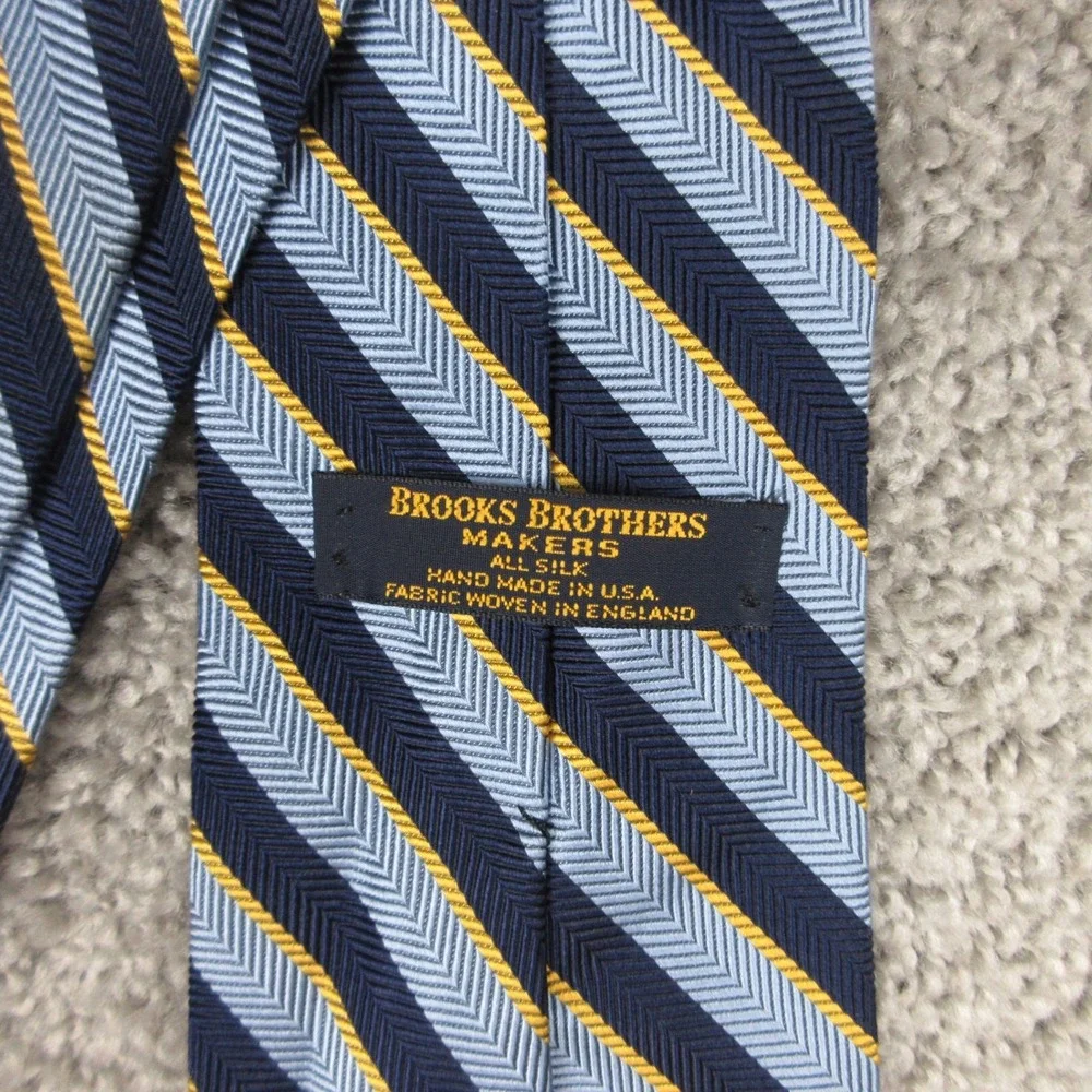 Brooks Brothers this fasteners